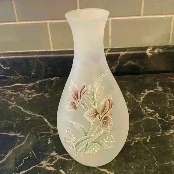 Vintage Frosted Glass Wine Decanter & Glass Set - Picture 3 of 16